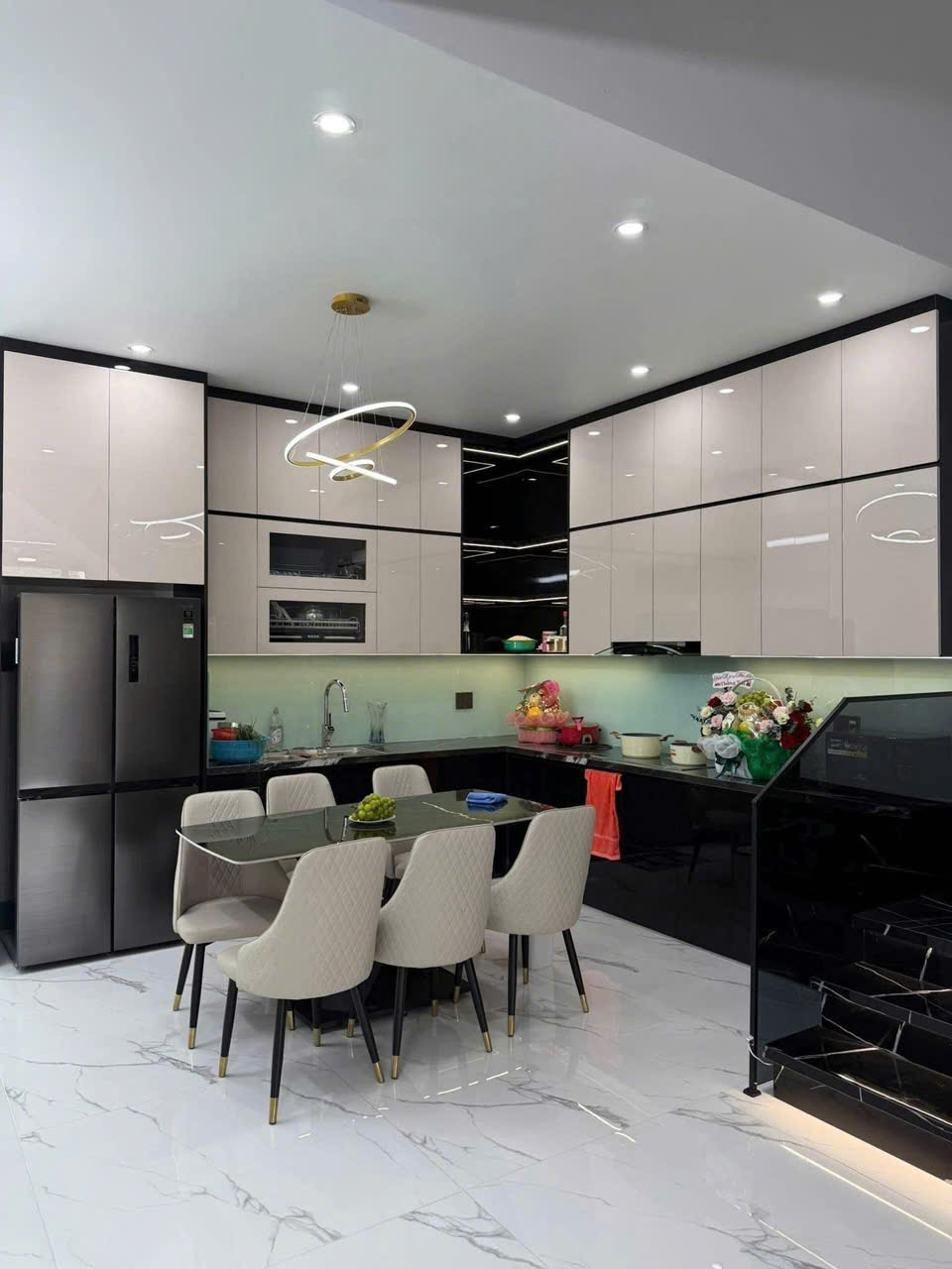 TỦ BẾP NHỰA - TBN15